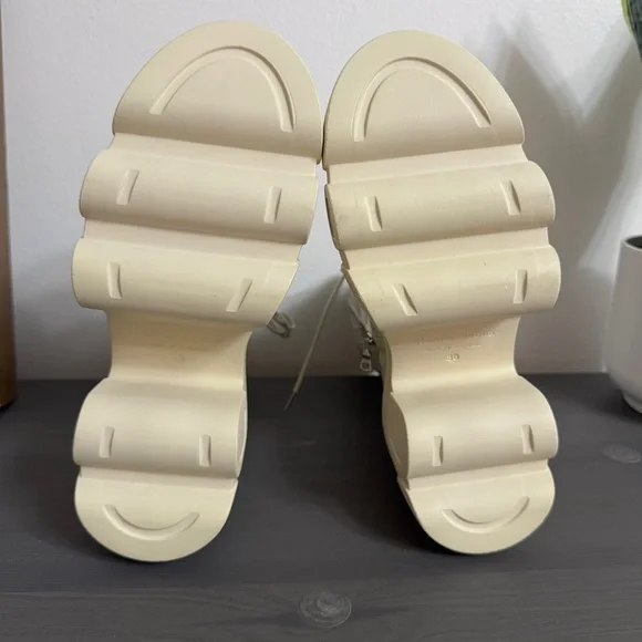 Simone Rocha 36 US 6 Biker Boots Platform Patent Leather lace-up New with Defect - Picture 8 of 16